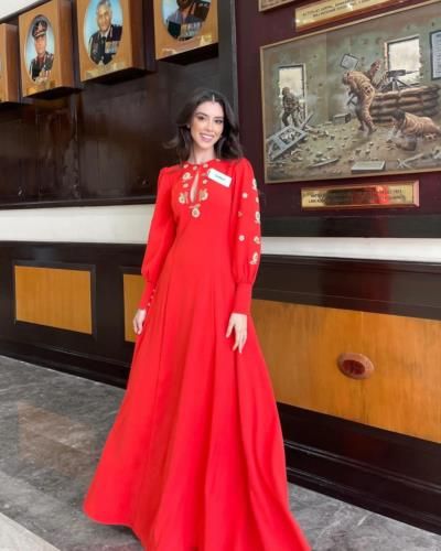 Nursena Say Radiates Elegance In Stunning Red Long Dress