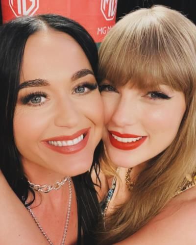 Katy Perry Enjoys Night Of Music And Friendship