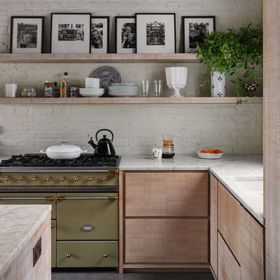 Are slab kitchens still on trend? Give the ultra-modern design a fresh look with these 5 stylish twists