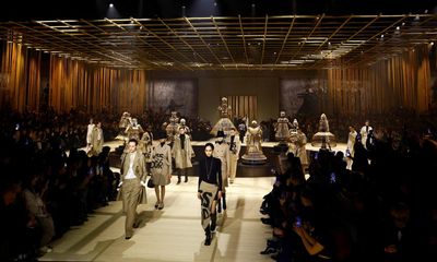 Dior opens Paris fashion week with homage to modernising designer Marc Bohan