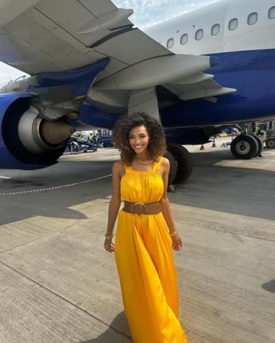 Kedist Deltour Stuns In Vibrant Yellow Outfit