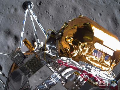 US Moon Lander's Battery Likely Has Hours Left: Company