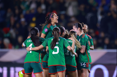 Historic Night For Mexico's Women's Soccer as 'El Tri' Defeats The U.S. in the CONCACAF W Gold Cup