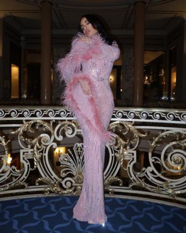 Nabila Tapia Shines In Stunning Pink Ensemble