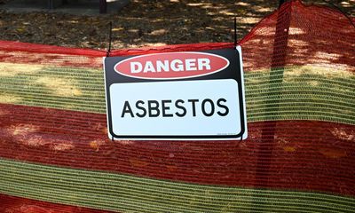 Queensland school among 25 entities supplied with mulch that could be contaminated with friable asbestos