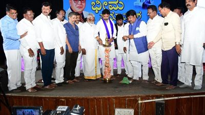 People urged to uproot dynasty politics by the Kharges in Kalaburagi