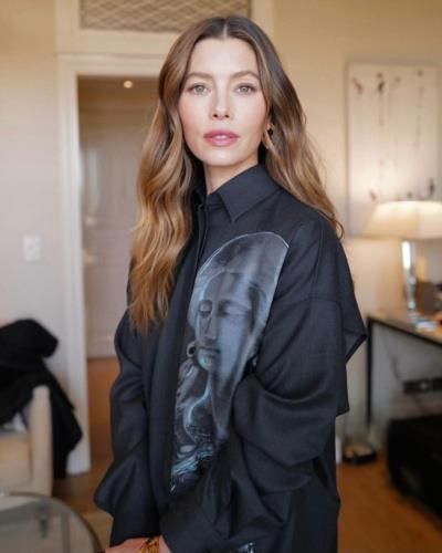 Jessica Biel Stuns In Modern Elegance And Timeless Beauty