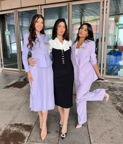Leticia Frota Sparkles In Light Purple Dress With Friends