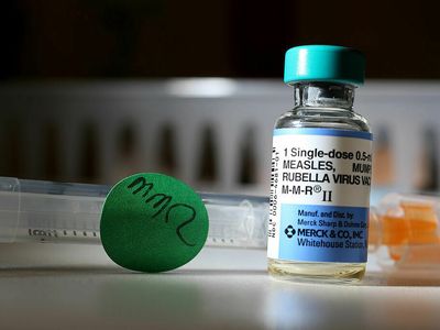 Florida's response to measles outbreak troubles public health experts