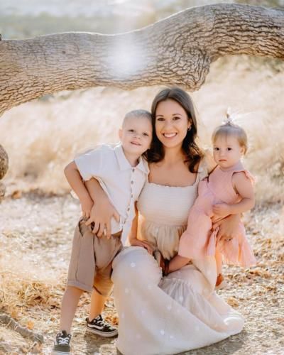 Capturing Family Joy: Cody Stashak's Heartwarming Photoshoot