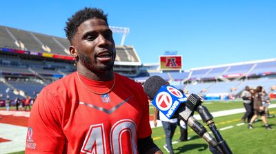Dolphins’ Tyreek Hill Accused of Breaking Model’s Leg in Football Drill, per Lawsuit