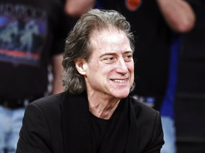Comedian Richard Lewis, who recently starred on 'Curb Your Enthusiasm,' dies at 76