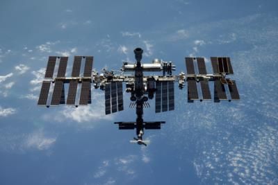 Russian Space Station Crew Safe Despite Air Leak Concerns