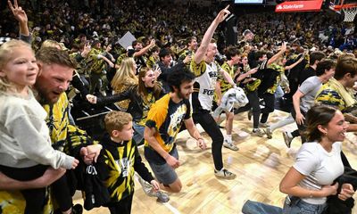 College fans gone wild: are court stormings becoming a dangerous problem?