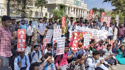 AIDSO protests delay in withdrawal of four-year degree course