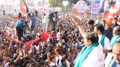 Support AIADMK to protect rights of farmers, says Palaniswami