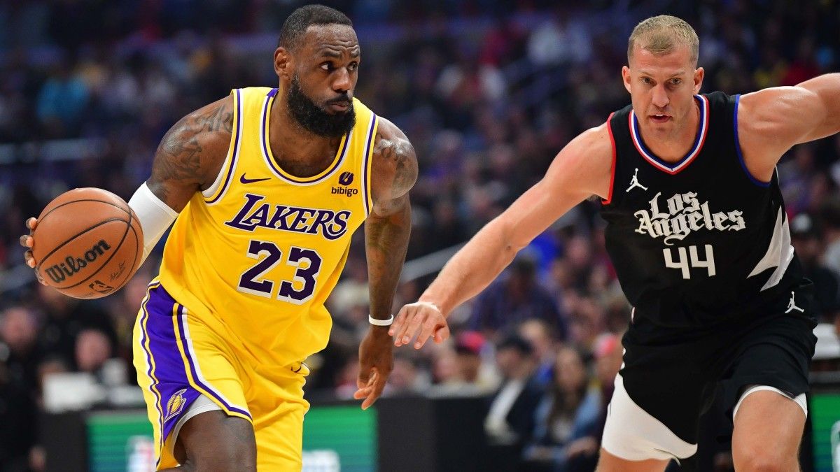 Lebron James Proves Hes Still The Lakers Strongest