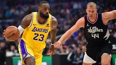LeBron James Proves He’s Still the Lakers’ Strongest Weapon