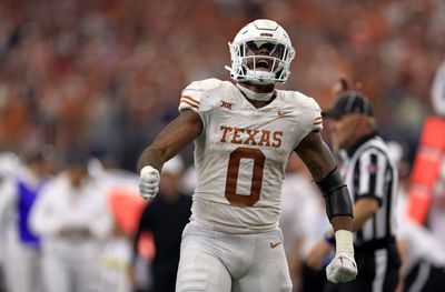 Texas TE Ja’Tavion Sanders says he would ‘love to be a Miami Dolphin’