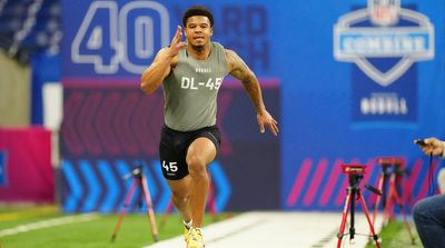 Defensive Lineman's Jaw-Dropping 40-Yard Dash at NFL Scouting Combine Left Fans in Awe