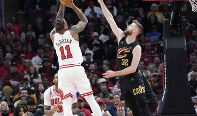 DeMar DeRozan on Bulls’ mentality in double-overtime win vs. Cavaliers