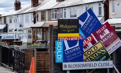 UK house prices rise for first time in more than a year as mortgage costs drop