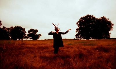 Ruth Goller: Skyllumina review – jazz bassist enters beatific and slightly terrifying new sonic world