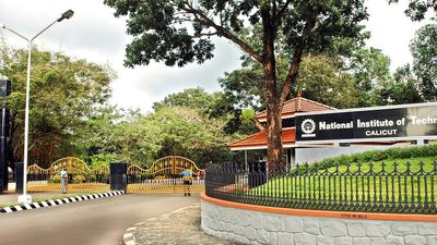 NIT Calicut professor stabbed by PhD batchmate on campus, T.N. native taken into custody