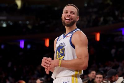 NBA Twitter reacts to Steph Curry dropping 31 on the Knicks in win