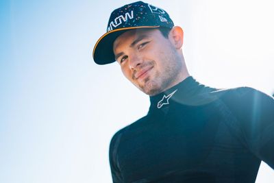 Pato O’Ward signs multi-year contract extension with McLaren