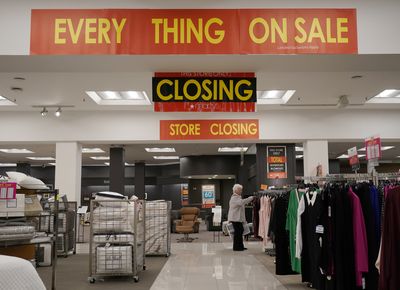 Analysts revamp stock price targets after iconic retailer plans to close stores