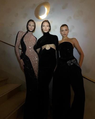 Karlie Kloss And Models Exude Glamour And Style On Runway