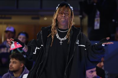 Lil Wayne Believes He Was ‘Treated Like S---’ at Lakers Game Because of Anthony Davis Comments