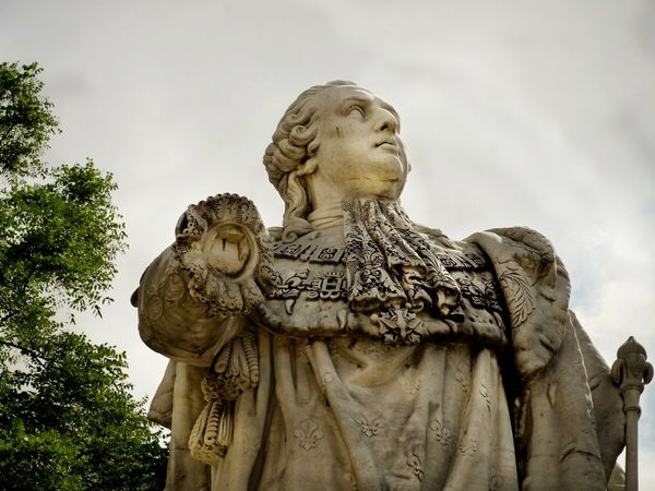 Removed during protests, Louisville's statue of King Louis XVI is still in limbo