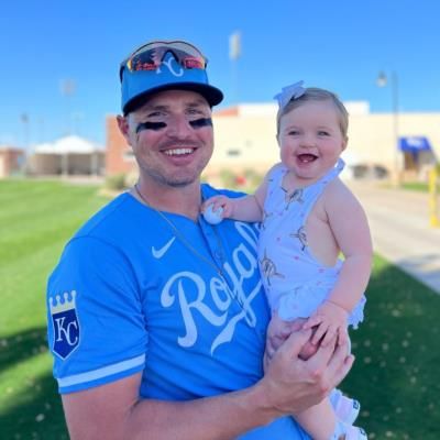 Hunter Renfroe's Heartwarming Photoshoot With Daughter