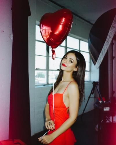 Victoria Justice Shares Captivating February Snapshot