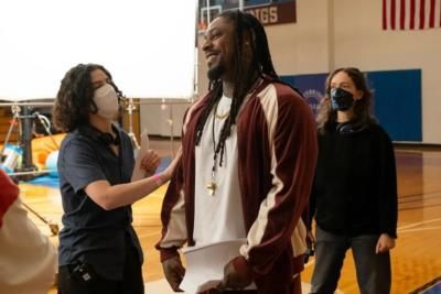 Marshawn Lynch Offers Sneak Peek Into Set Life