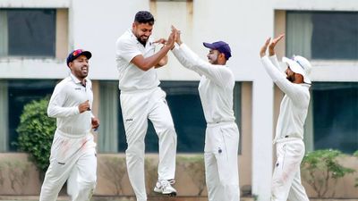 Ranji Trophy Semifinal: Avesh Khan leads from the front as Madhya Pradesh dominate Vidarbha