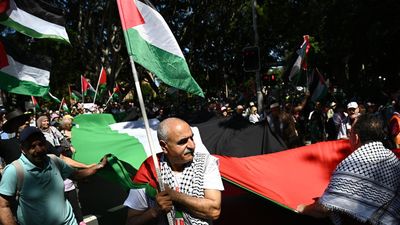 Australia to announce Gaza aid as supporters protest