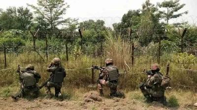 Chhattisgarh: Police constable, Maoist killed in encounter in Kanker