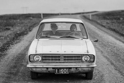 Driving Mum review – droll Icelandic road movie