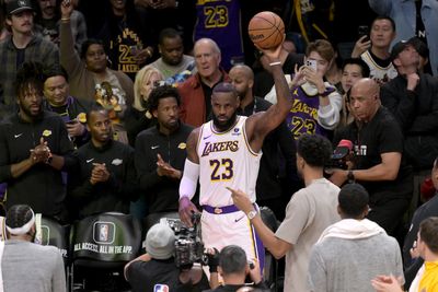 LeBron James Evokes Wilt Chamberlain After Becoming First NBA Player to Score 40,000 Points