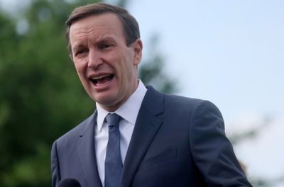 Murphy Slams Republicans For Not Fixing Border Issues, Urges Biden To 'Go On The Offense'