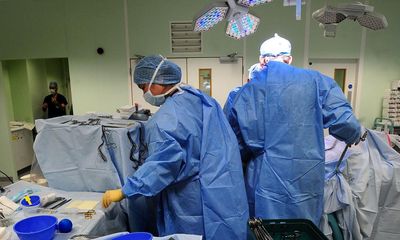 Surgical hubs would help cut NHS waiting lists for operations