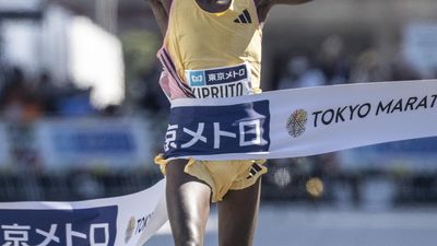 Kipruto, Kebede win Tokyo Marathon in course record times