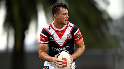 Manu wants rugby challenge but will return to Roosters