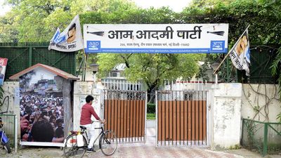 Supreme Court gives AAP time till June 15 to leave Rouse Avenue premises