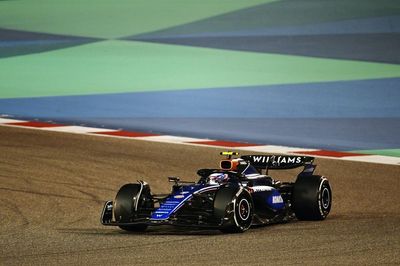 Williams steering wheel brake bias glitch sent Sargeant off in F1 Bahrain GP