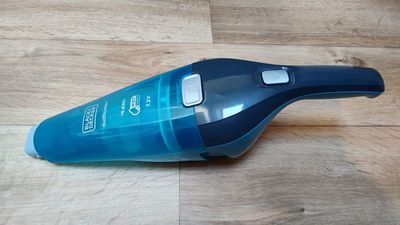 Black+Decker Dustbuster QuickClean Cordless Wet/Dry Handheld Vacuum review: a handy tool to have around the house