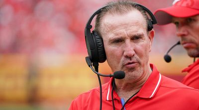 49ers Considered Poaching Chiefs DC Steve Spagnuolo, per Report